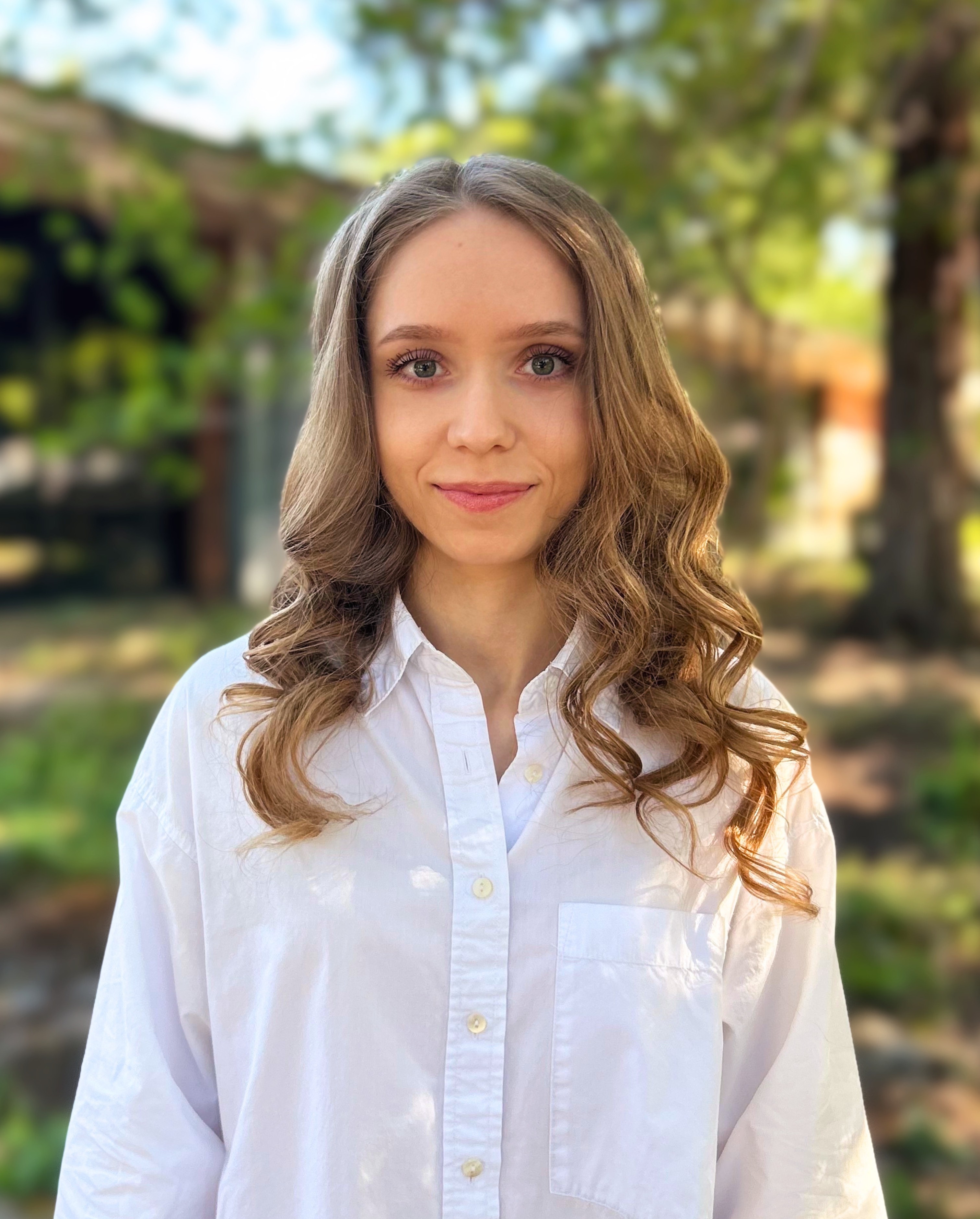 Oleksandra Troshyna Headshot 2026
